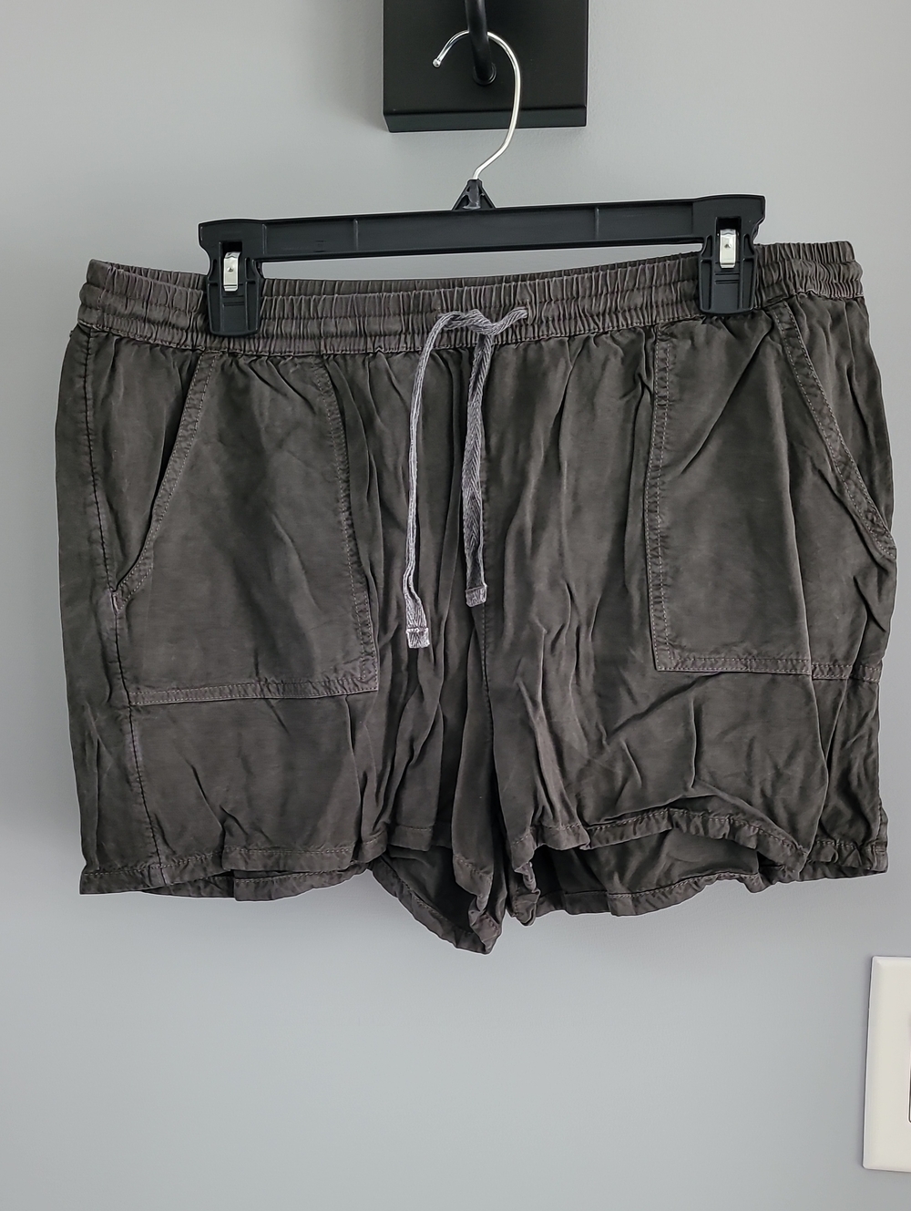 O'Neill Women's Athletic Drawstring Shorts - Charcoal